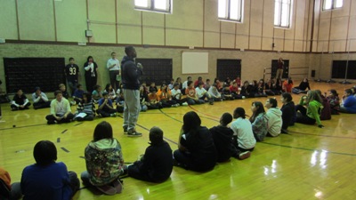 D.J. Moore (Chicago Bears CB #30) answer questions from Play 60 participants.
